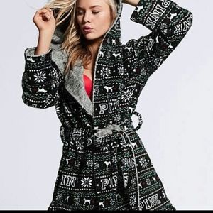 Pink/Victoria's Secret Robe Christmas Pattern Size XS/S
